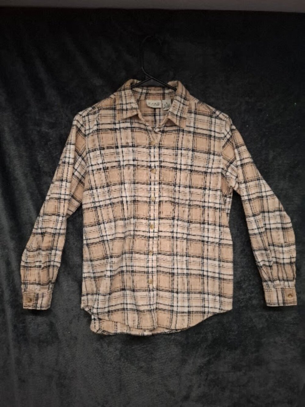 Classic Elements, long sleeve button-up plaid